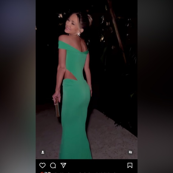 Retrofete Giada Gown - Picture 3 of 11